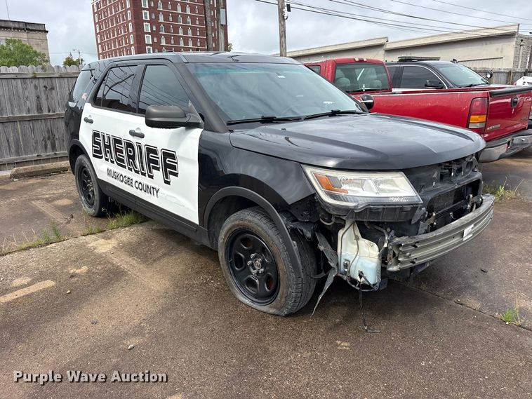 image for item ET2142 2018 Ford Explorer Police SUV