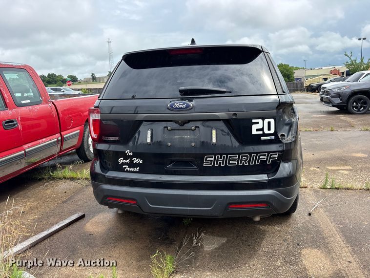 image for item ET2142 2018 Ford Explorer Police SUV