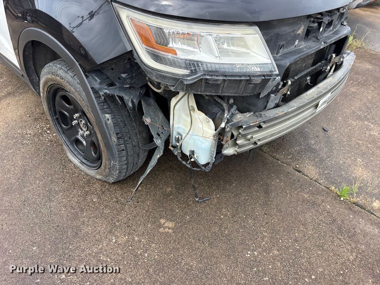 image for item ET2142 2018 Ford Explorer Police SUV