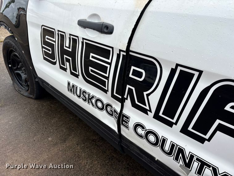 image for item ET2142 2018 Ford Explorer Police SUV