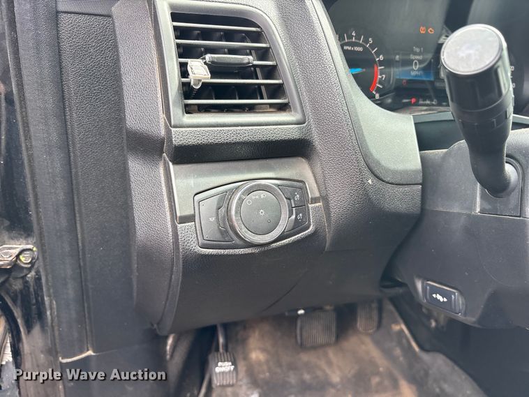image for item ET2142 2018 Ford Explorer Police SUV