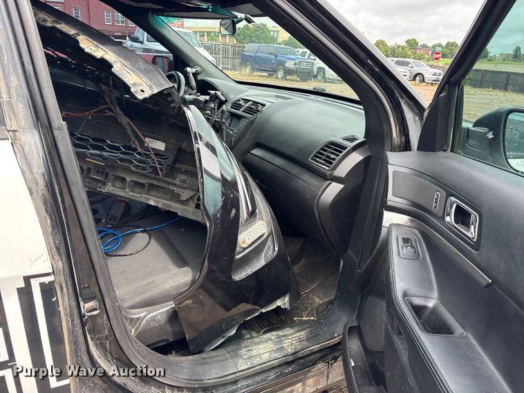 image for item ET2142 2018 Ford Explorer Police SUV