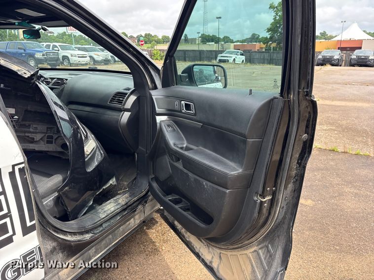 image for item ET2142 2018 Ford Explorer Police SUV