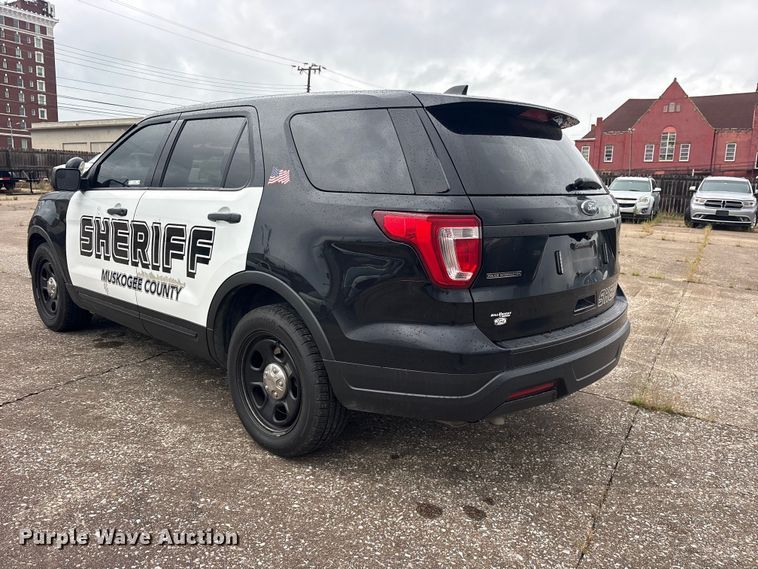 image for item ET2143 2018 Ford Explorer Police SUV