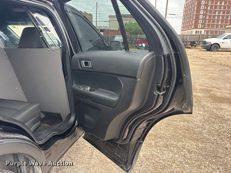 image for item ET2143 2018 Ford Explorer Police SUV