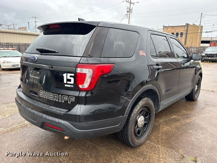 image for item ET2145 2018 Ford Explorer Police SUV