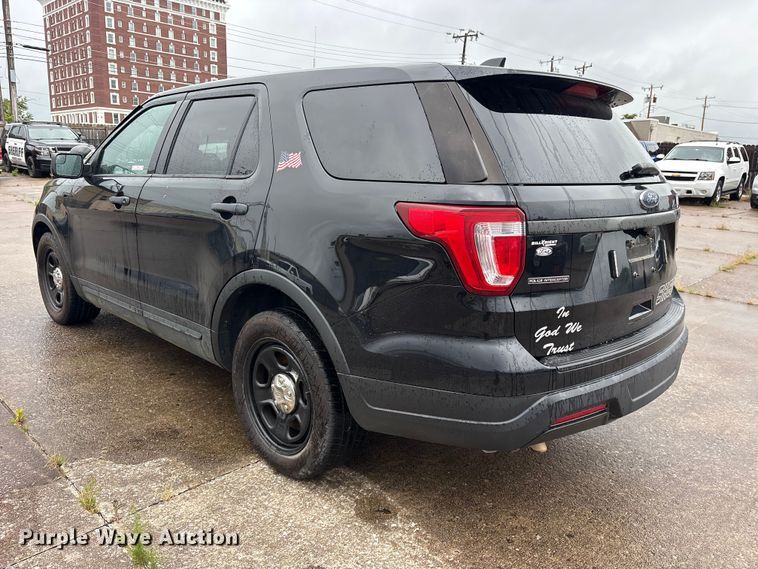 image for item ET2145 2018 Ford Explorer Police SUV