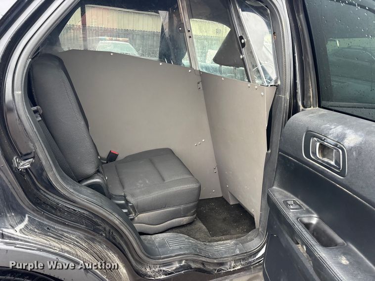 image for item ET2145 2018 Ford Explorer Police SUV