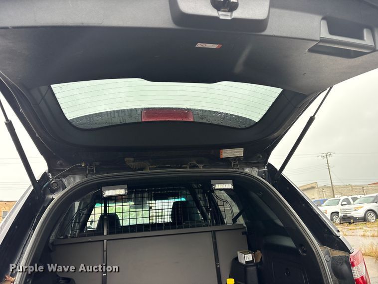 image for item ET2146 2016 Ford Explorer Police SUV