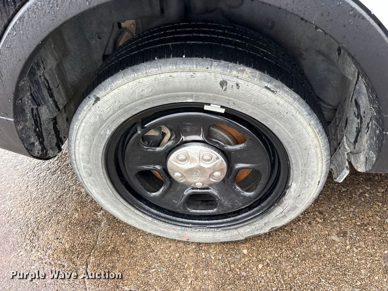 image for item ET2146 2016 Ford Explorer Police SUV
