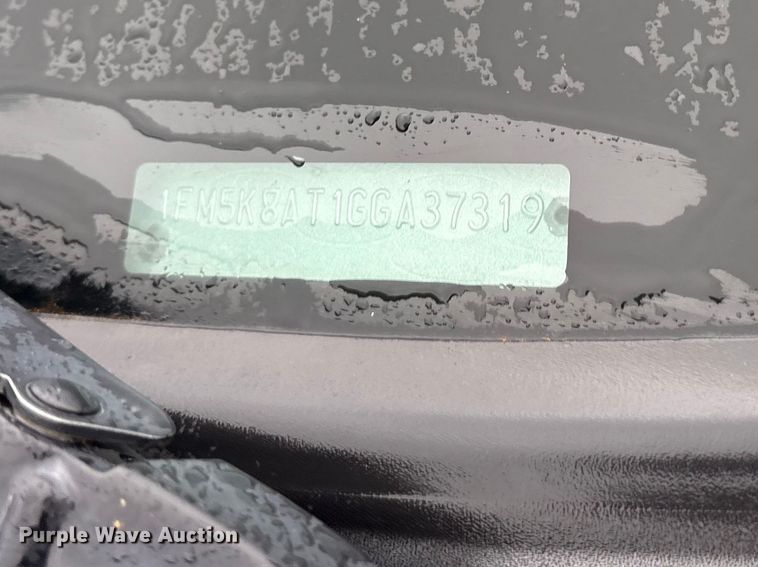image for item ET2146 2016 Ford Explorer Police SUV