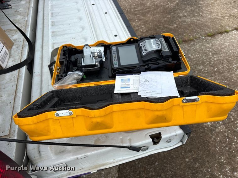 image for item ET2147 Fujikura 41S fusion splicer