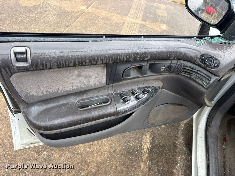 image for item ET2148 1995 Dodge Intrepid 