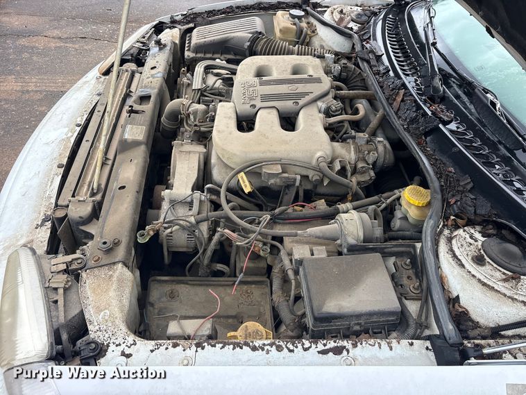 image for item ET2148 1995 Dodge Intrepid 