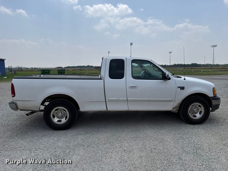 image for item ET6212 2001 Ford F150 Ext. Cab pickup truck