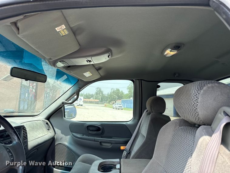 image for item ET6212 2001 Ford F150 Ext. Cab pickup truck