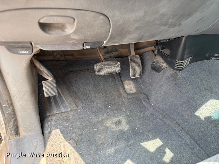 image for item ET6212 2001 Ford F150 Ext. Cab pickup truck