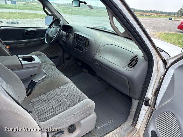 image for item ET6212 2001 Ford F150 Ext. Cab pickup truck
