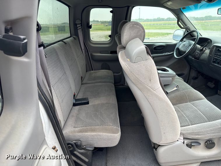 image for item ET6212 2001 Ford F150 Ext. Cab pickup truck