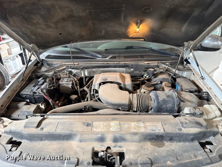 image for item ET6212 2001 Ford F150 Ext. Cab pickup truck