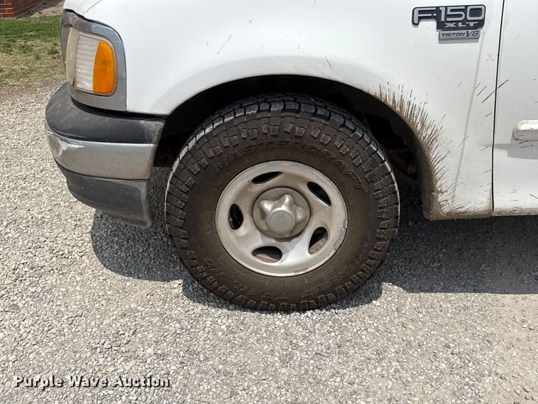 image for item ET6212 2001 Ford F150 Ext. Cab pickup truck