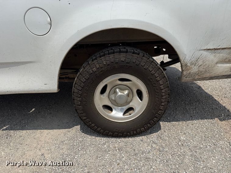 image for item ET6212 2001 Ford F150 Ext. Cab pickup truck
