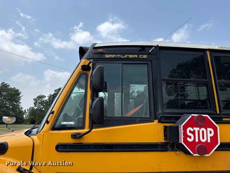 image for item ET6213 2018 Freightliner B2 school bus