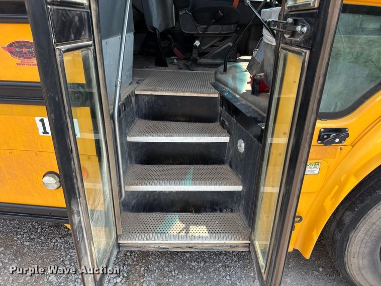 image for item ET6213 2018 Freightliner B2 school bus