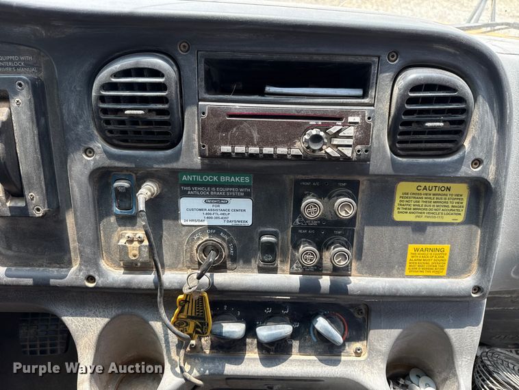 image for item ET6213 2018 Freightliner B2 school bus