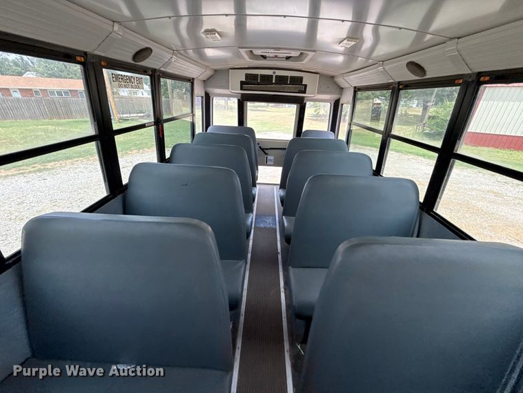 image for item ET6213 2018 Freightliner B2 school bus