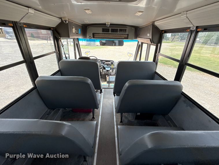 image for item ET6213 2018 Freightliner B2 school bus