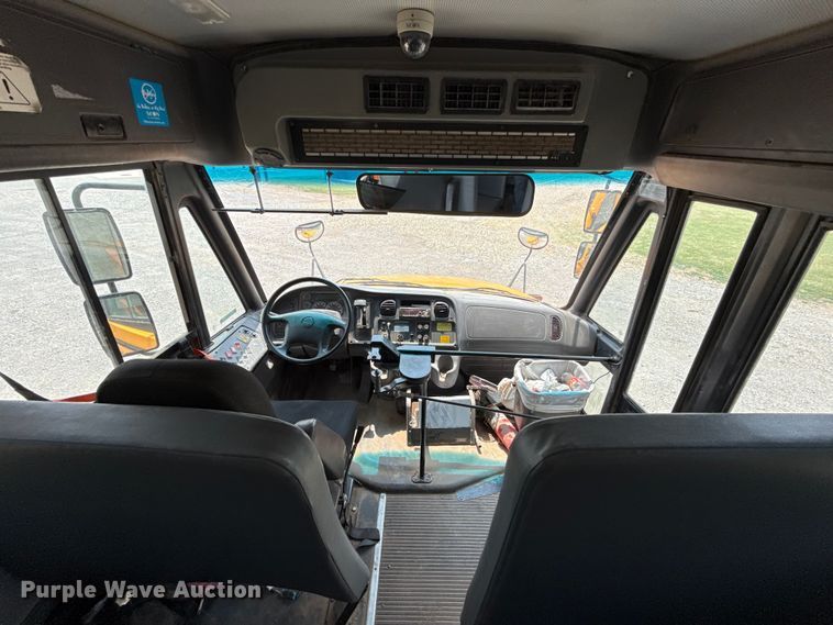 image for item ET6213 2018 Freightliner B2 school bus