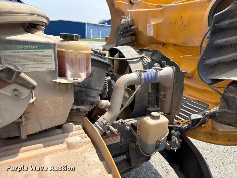 image for item ET6213 2018 Freightliner B2 school bus