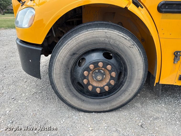 image for item ET6213 2018 Freightliner B2 school bus