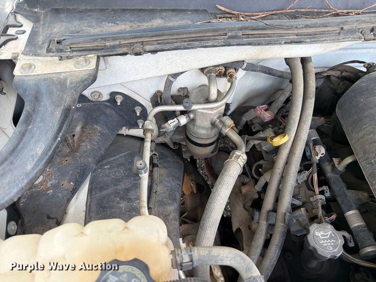 image for item ET6247 2006 Chevrolet Silverado 2500HD Ext. Cab pickup truck