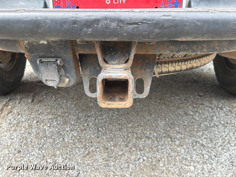 image for item ET6247 2006 Chevrolet Silverado 2500HD Ext. Cab pickup truck
