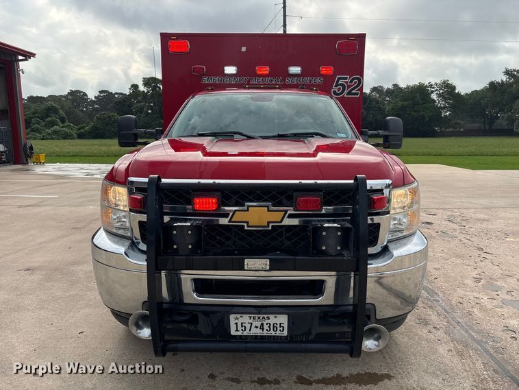 image for item EU0561 2013 Chevrolet Silverado 3500HD ambulance