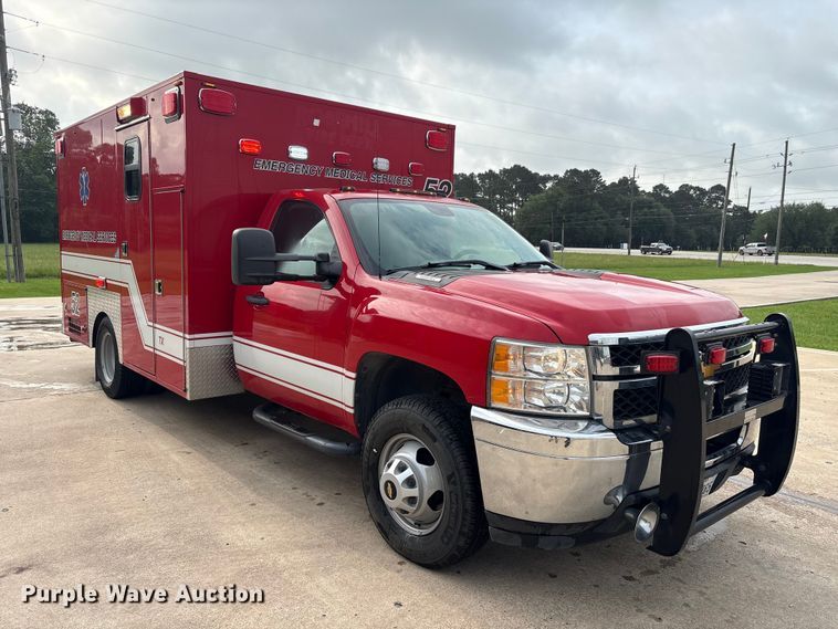 image for item EU0561 2013 Chevrolet Silverado 3500HD ambulance
