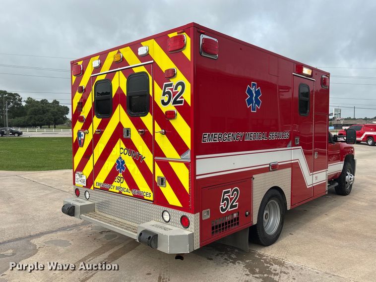 image for item EU0561 2013 Chevrolet Silverado 3500HD ambulance