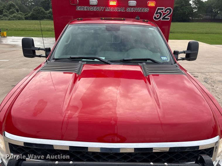 image for item EU0561 2013 Chevrolet Silverado 3500HD ambulance