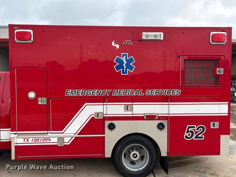 image for item EU0561 2013 Chevrolet Silverado 3500HD ambulance