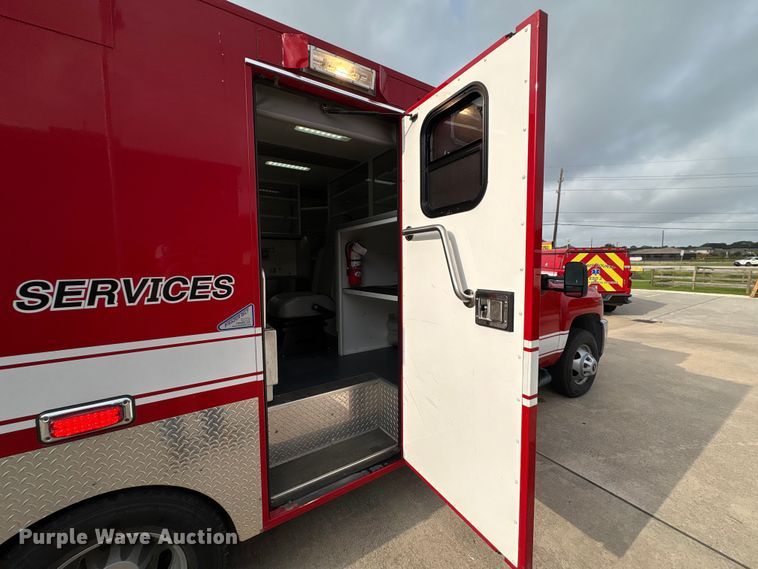 image for item EU0561 2013 Chevrolet Silverado 3500HD ambulance