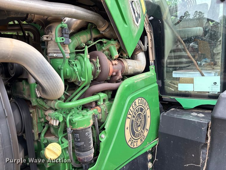 image for item EU0583 2016 John Deere 6110M tractor
