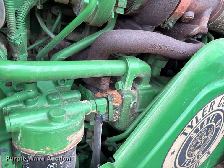 image for item EU0583 2016 John Deere 6110M tractor