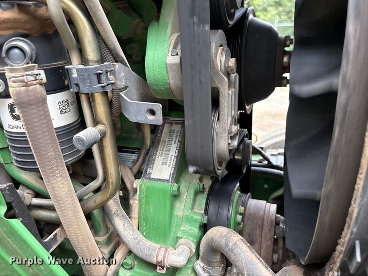 image for item EU0583 2016 John Deere 6110M tractor
