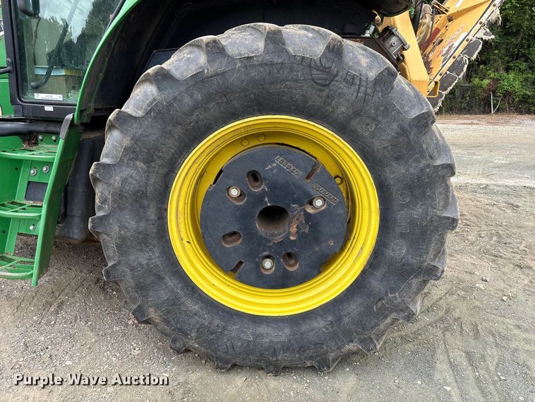 image for item EU0583 2016 John Deere 6110M tractor