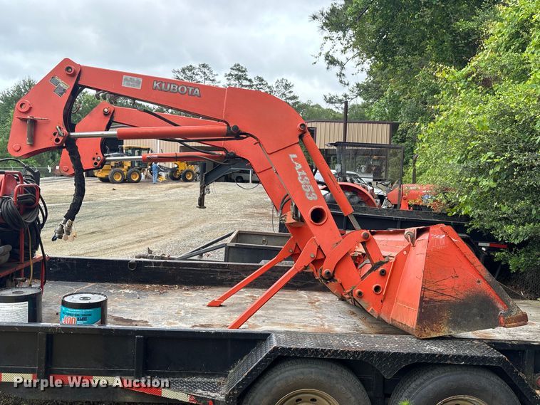 image for item EU0585 Kubota M8540 MFWD tractor