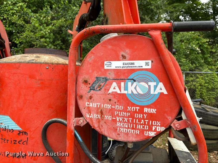 image for item EU0586 Alkota 4142 hot pressure washer