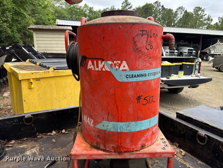 image for item EU0586 Alkota 4142 hot pressure washer