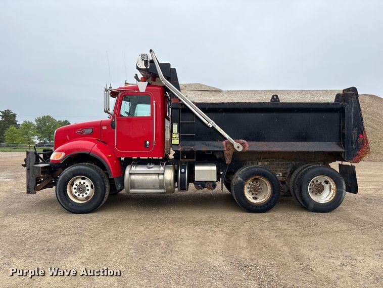 image for item EU0623 2016 Peterbilt 348 dump truck
